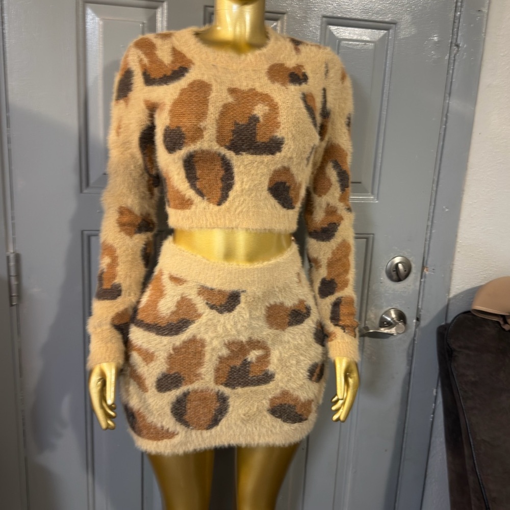 privy Beige Fuzzy Leopard Print Mini Skirt